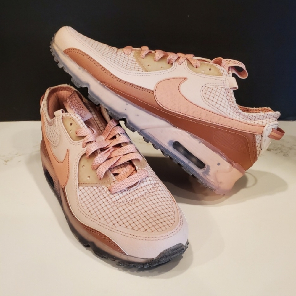 🆕️ Nike Air Max 90 Terrascape 'Pink Oxford' DH5073-600